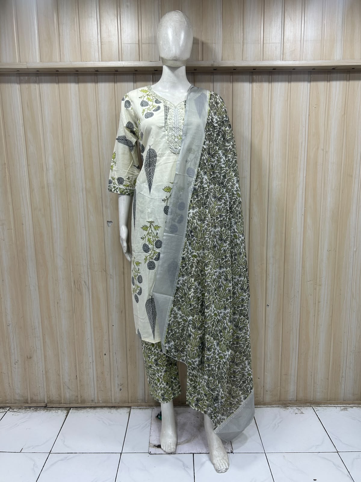 Ivory &amp; Olive Botanical Cotton 3-piece Set