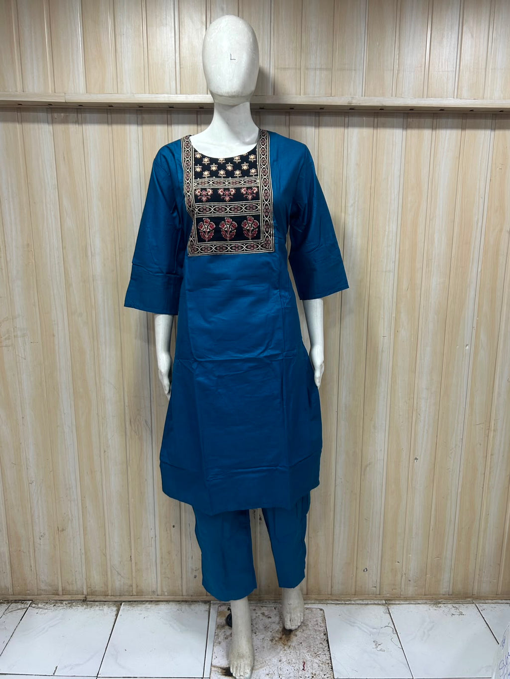 Teal Blue Dabu Cotton 2-Piece Co-Ord Set with Detailed Front Panel