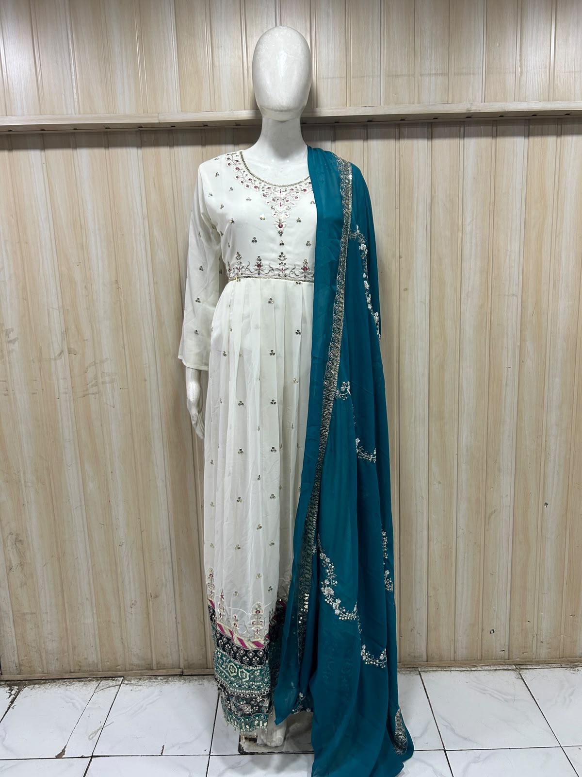 Ivory Georgette Embroidered Kurti with Contrast Teal Dupatta