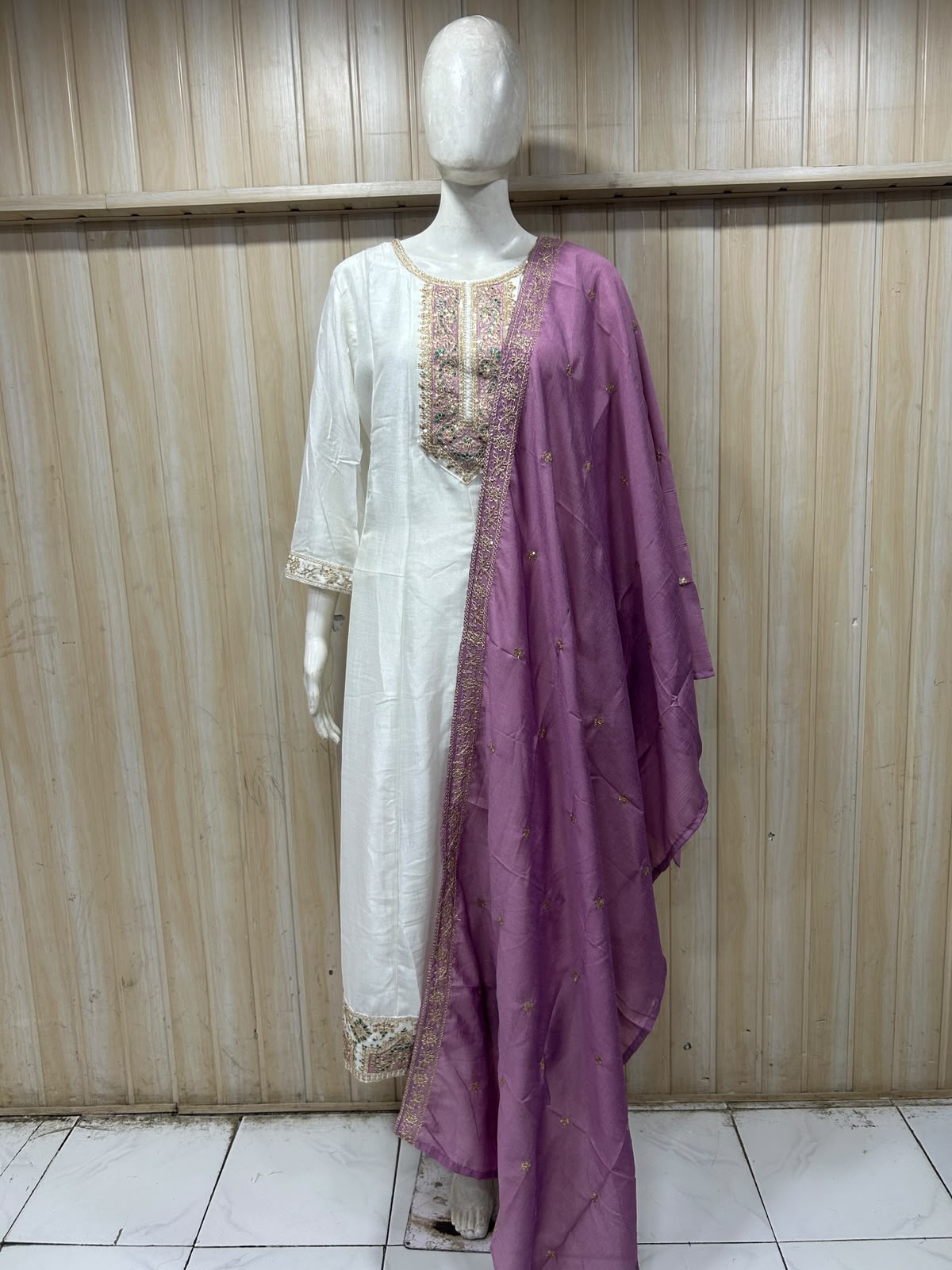 White Roman Silk Embroidered 3-Piece Suit with Straight Pants & Lavender Dupatta