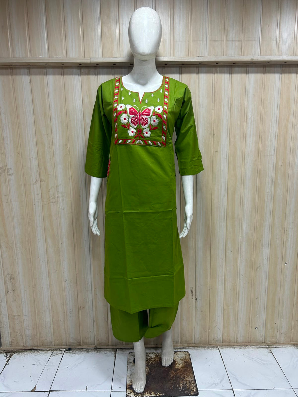 Olive Green Dabu Cotton 2-Piece Co-Ord Set with Hand Work Embroidery
