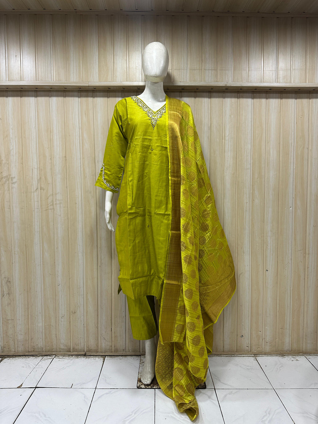 Lime Olive Green Vertican 3-Piece Ethnic Suit Set